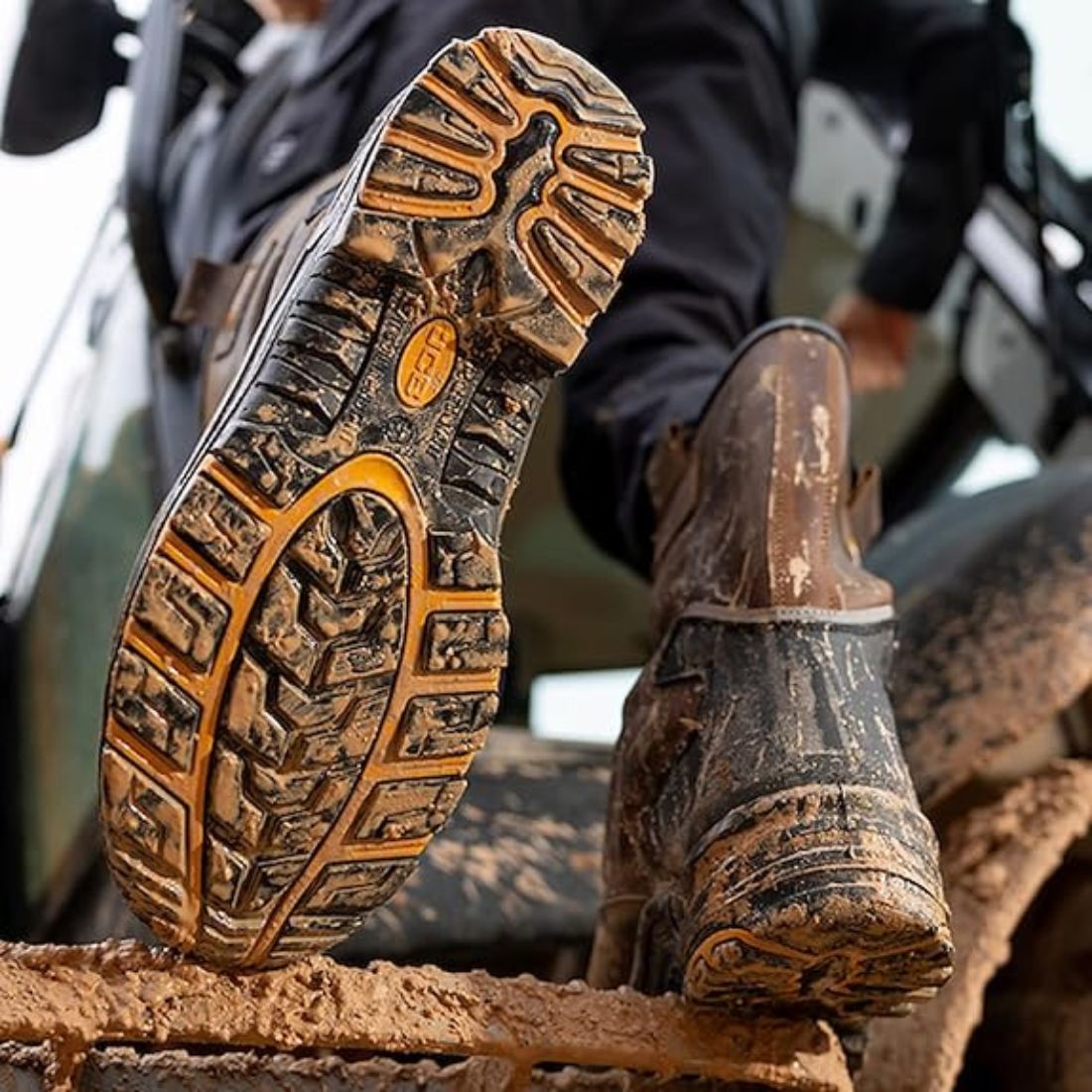 JCB DENSTONE RIGGER BOOT